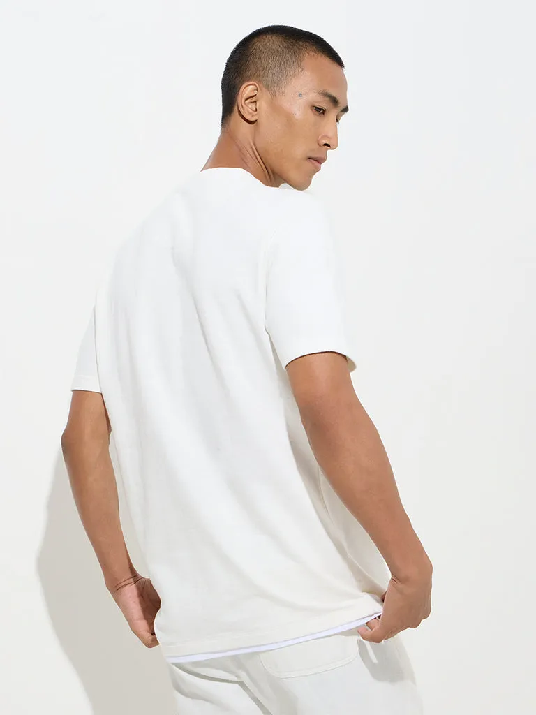 ETA Off-White Solid Slim-Fit Cotton T-Shirt
